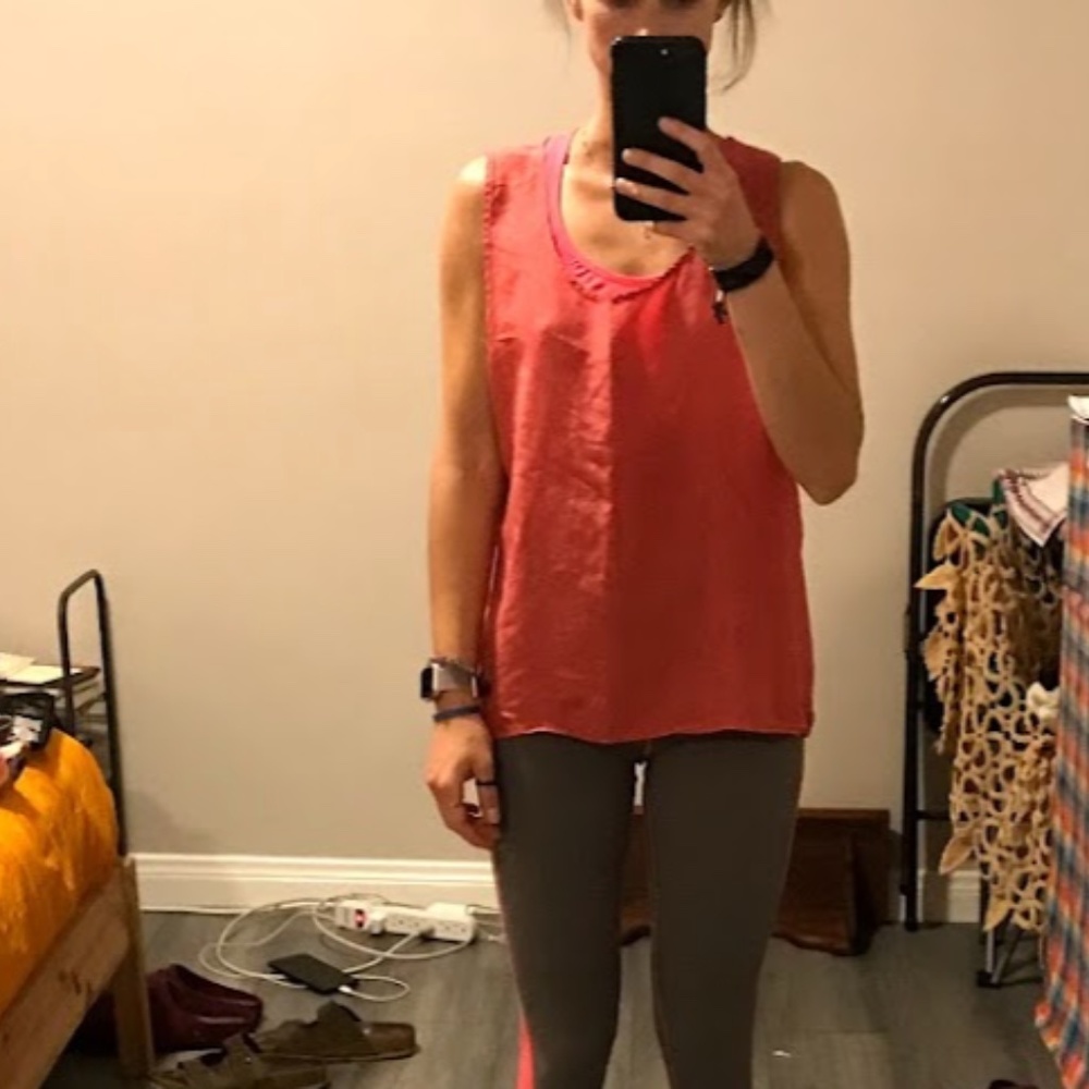 Silk top/blouse no sleeve